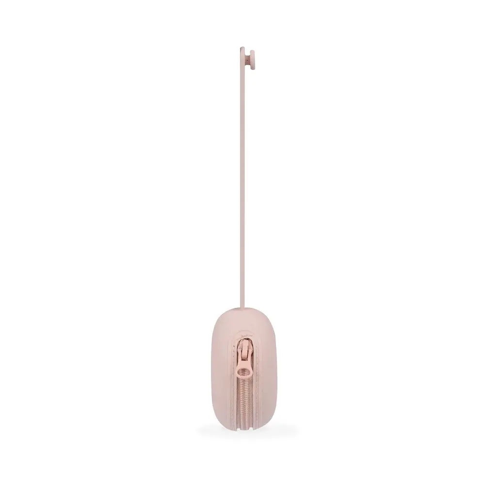 set-4pcs-silicona-chupetero-porta-chupete-sonajero-set58-rosa-interbaby-9.webp