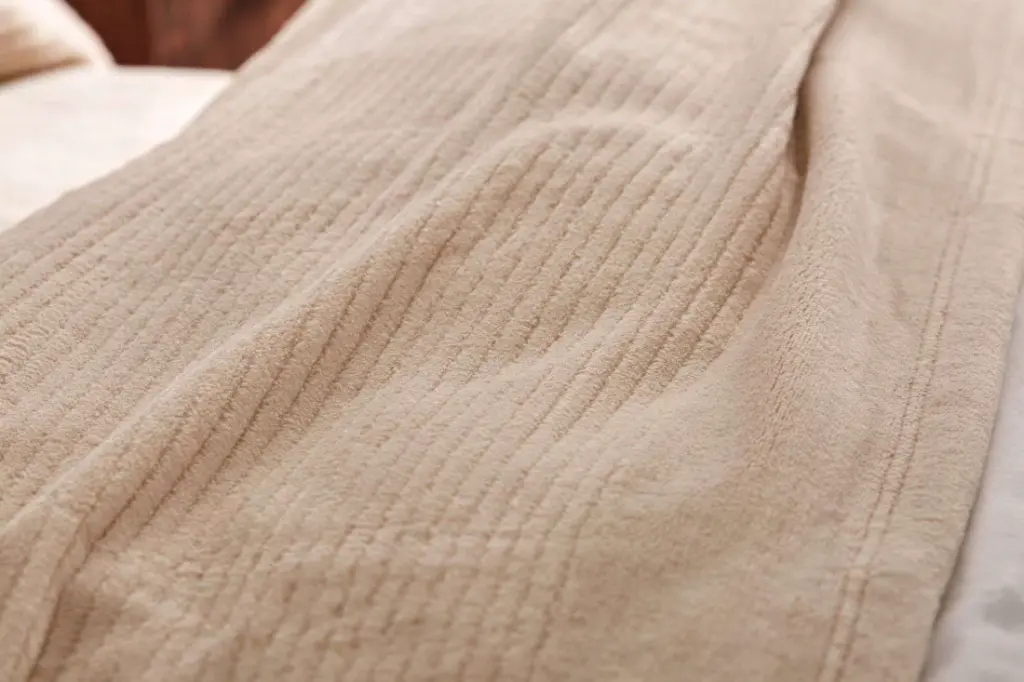 sabanas-de-coralina-965-beige (3).webp