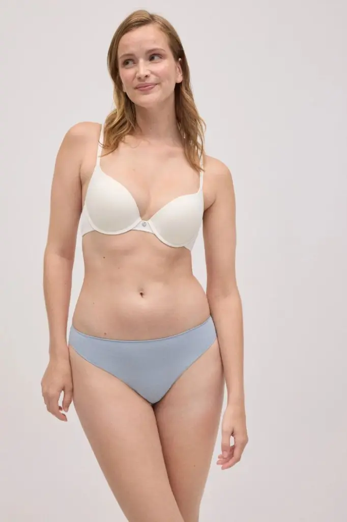 tanga-mujer-surtido1-fw2526-ysabel-mora-7.webp