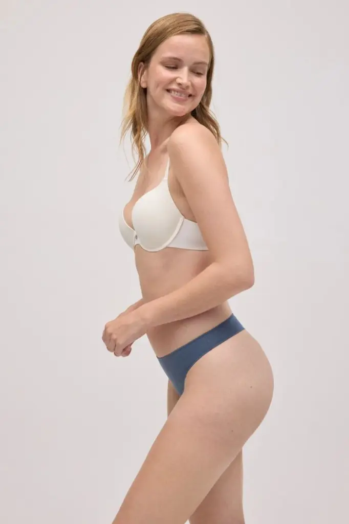 tanga-mujer-surtido1-fw2526-ysabel-mora-8.webp