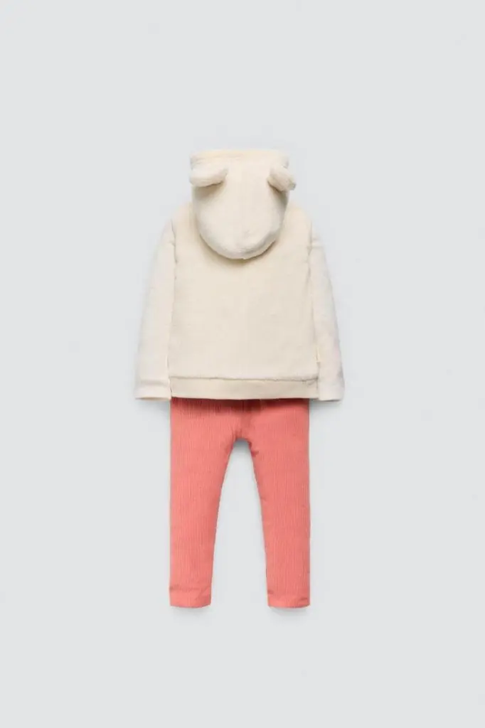 conjunto-bebe-3-piezas-25440-ysabel-mora-1.webp