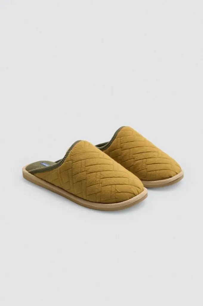 zapatillas-hombre-24081-amber-ysabel-mora-4.webp