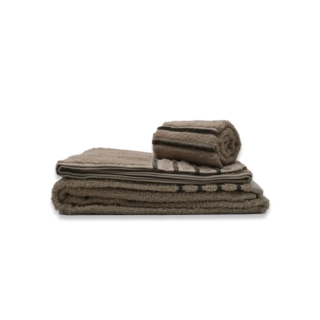 JUEGO DE TOALLAS 600GR 3 PIEZAS CHENILE CAMEL 2.webp