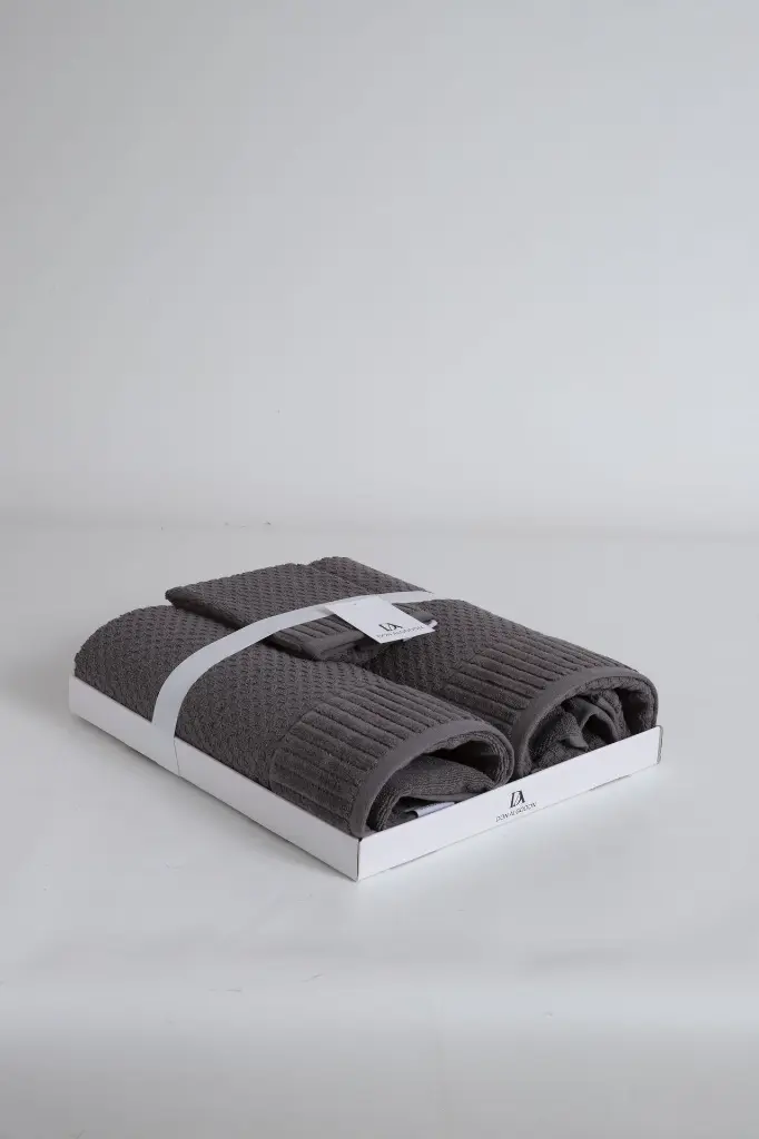 juego-de-toallas-jacquard-dafne-gris-don-algodon-2.webp