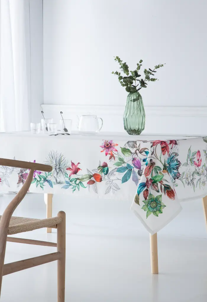 mantel-digital-dolce-blanco-sarga-antimanchas-castilla-textil-3.webp