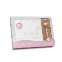 triptico-cuna-tela-patitos-familia-broche-blanco-rosa-interbaby-6.webp