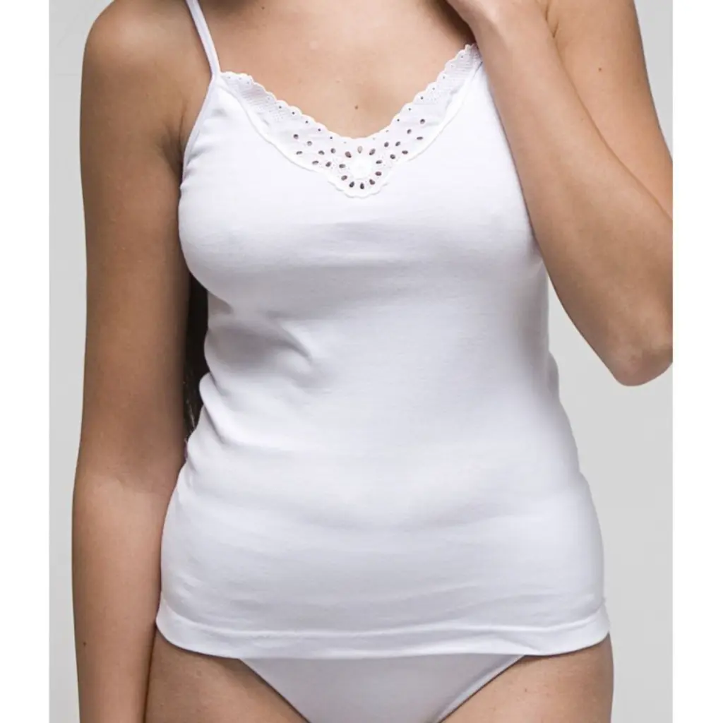 camiseta-mujer-titante-fino-bordo-2115-blanco-rapife-3.webp