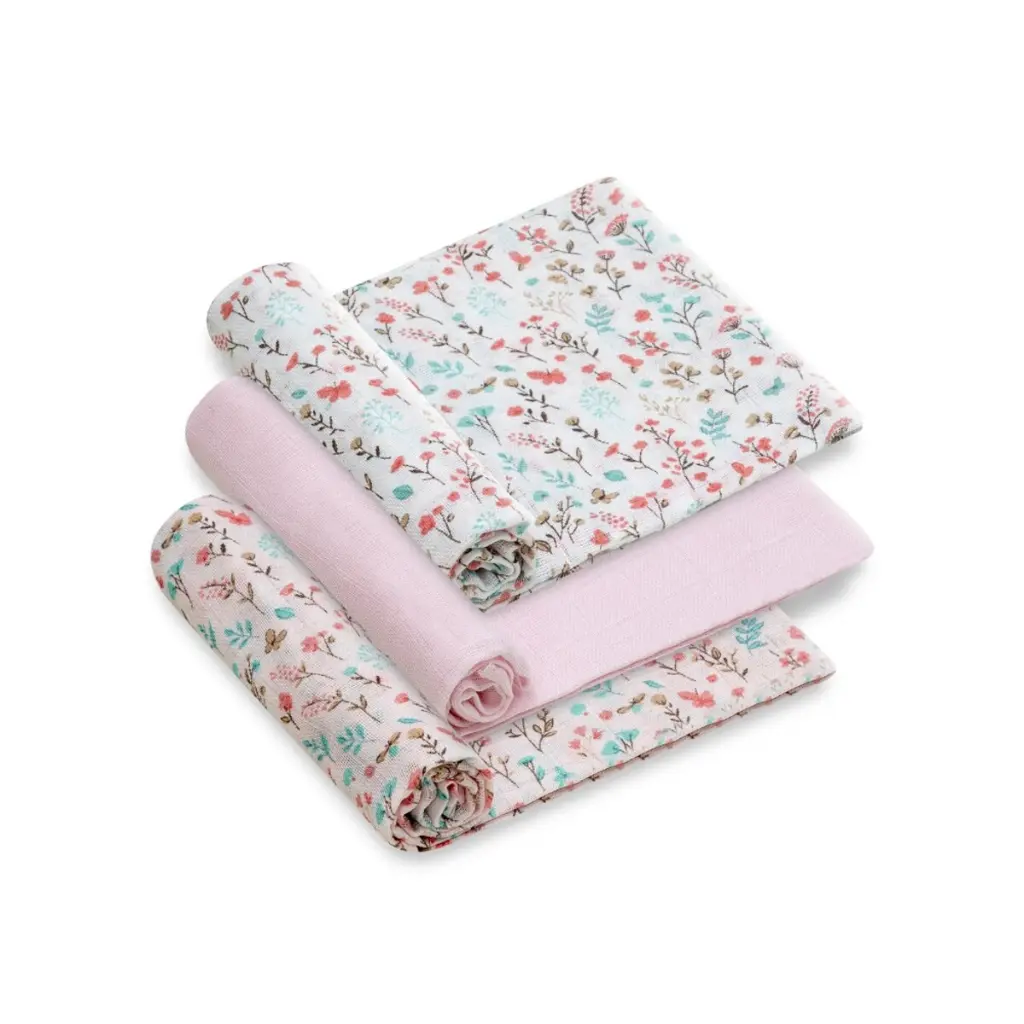gasas-bebe-petalos-rosa-80-x-80-interbaby.webp