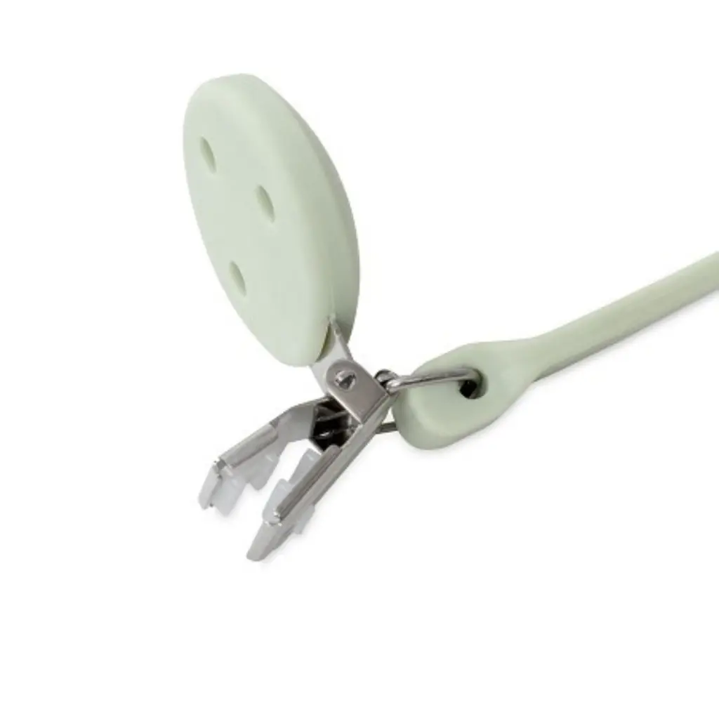 set-6-piezas-broche-chupete-modelo-granja-koala-verde-interbaby-al-por-mayor.webp