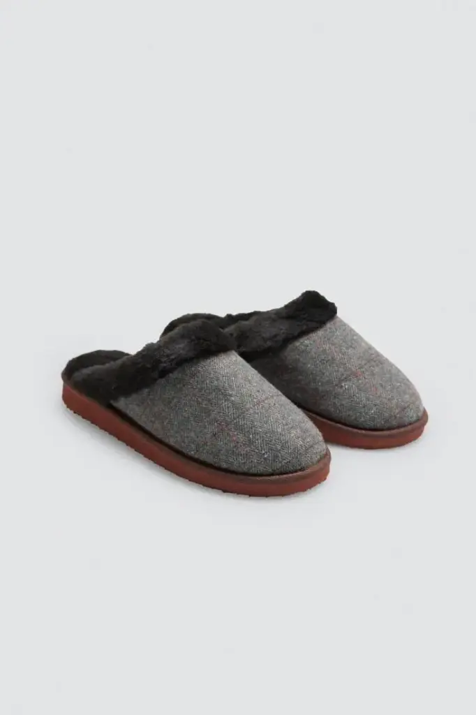 ZAPATILLAS HOMBRE 24080 YSABEL MORA